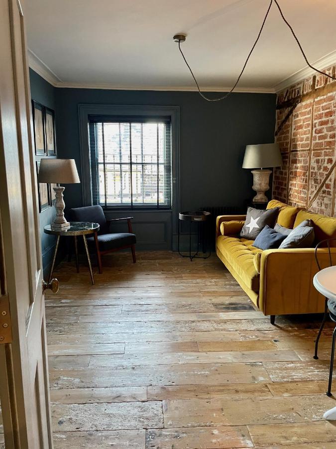 Fabulous Apartment Seconds From Beach By Whitstable-Holidays, Pudding Pan ภายนอก รูปภาพ