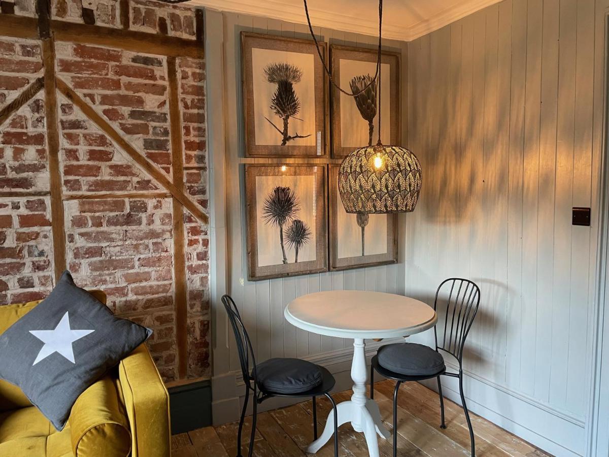 Fabulous Apartment Seconds From Beach By Whitstable-Holidays, Pudding Pan ภายนอก รูปภาพ