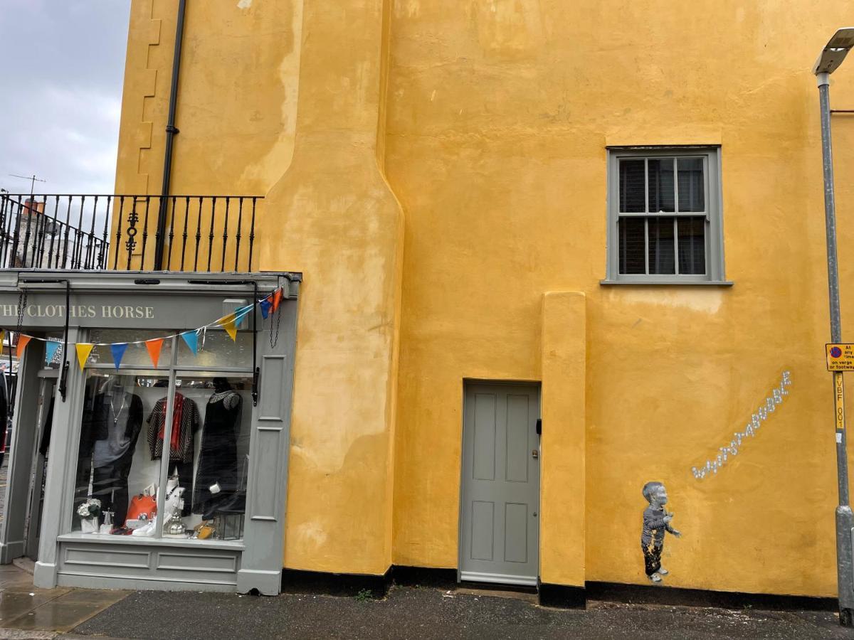 Fabulous Apartment Seconds From Beach By Whitstable-Holidays, Pudding Pan ภายนอก รูปภาพ