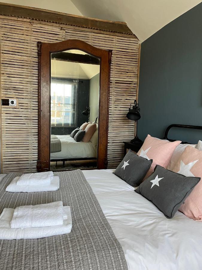 Fabulous Apartment Seconds From Beach By Whitstable-Holidays, Pudding Pan ภายนอก รูปภาพ
