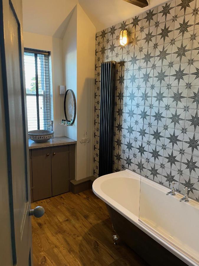 Fabulous Apartment Seconds From Beach By Whitstable-Holidays, Pudding Pan ภายนอก รูปภาพ