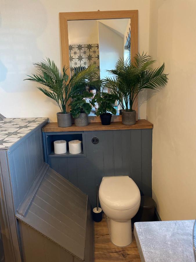 Fabulous Apartment Seconds From Beach By Whitstable-Holidays, Pudding Pan ภายนอก รูปภาพ